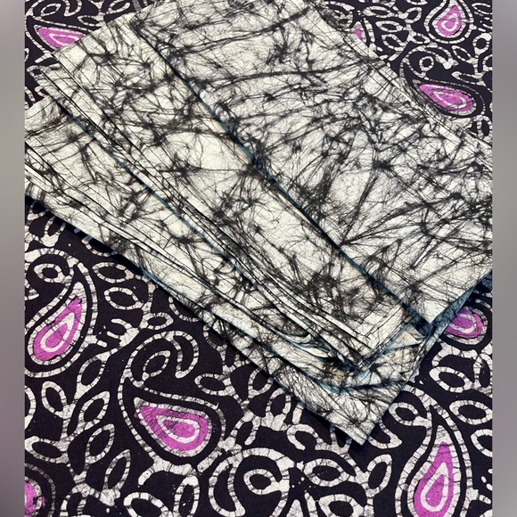 Rare Handmade Batik Tapestry Table Linens Lg Tablecloth 54"x86" Napkins 22"x22" - Picture 3 of 11